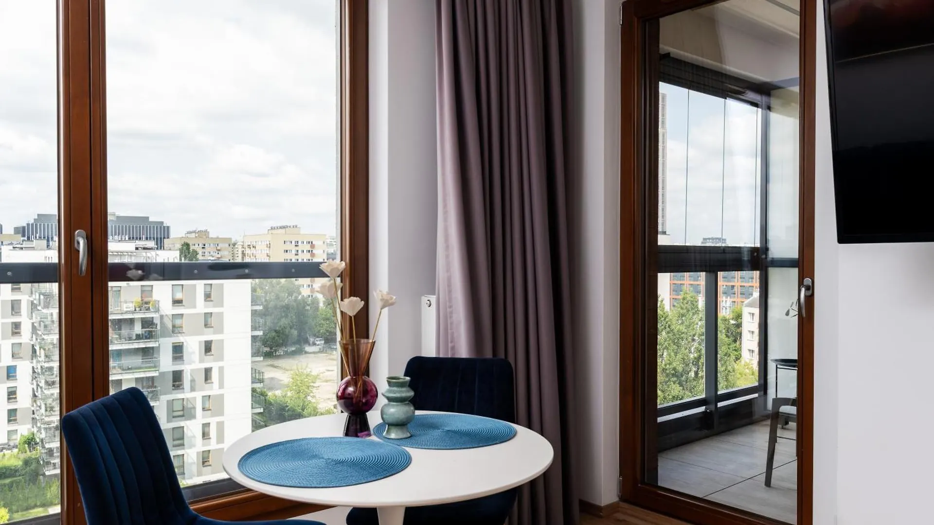 Business Suite Grzybowska Warszawa Apartament