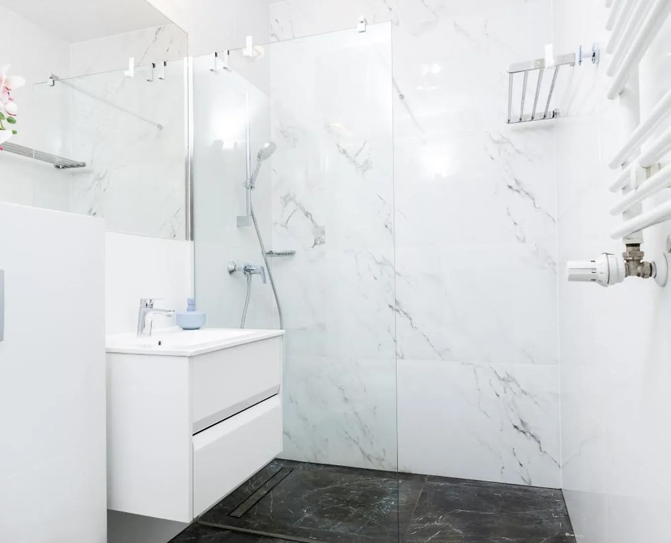 Apartament Business Suite Grzybowska Warszawa
